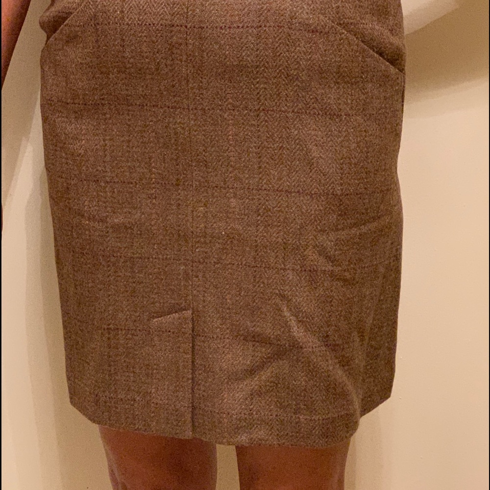 Banana Republic Skirt Set - Picture 5 of 5